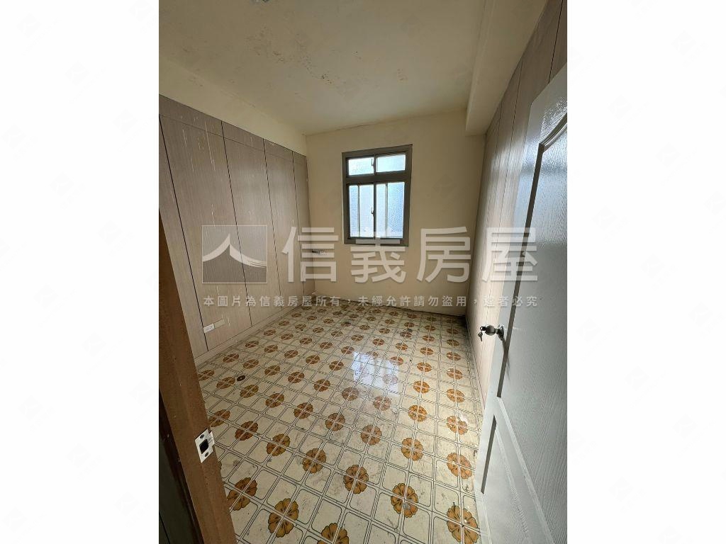 龍安路大空間透天房屋室內格局與周邊環境