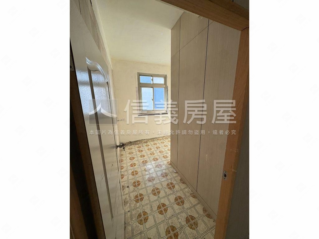 龍安路大空間透天房屋室內格局與周邊環境