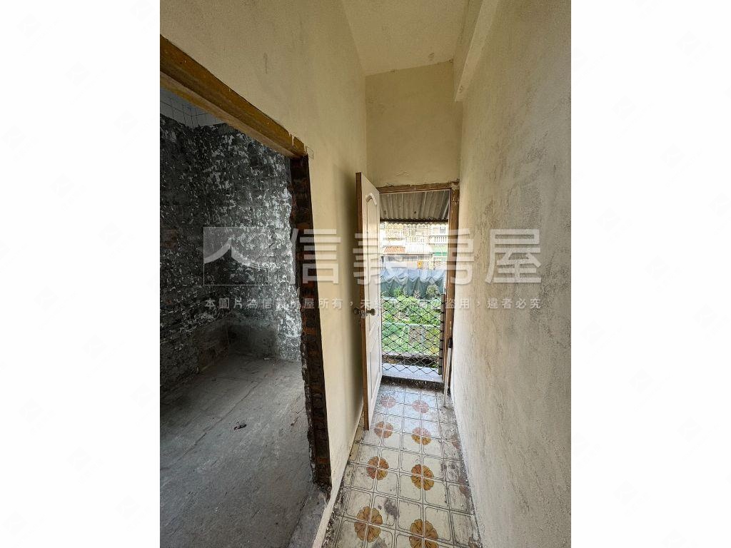 龍安路大空間透天房屋室內格局與周邊環境