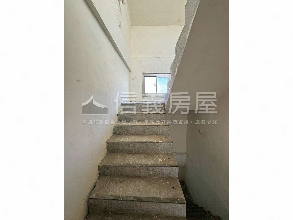 龍安路大空間透天房屋室內格局與周邊環境