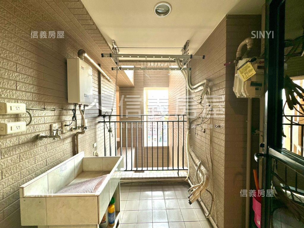精銳建設三房平車視野戶房屋室內格局與周邊環境