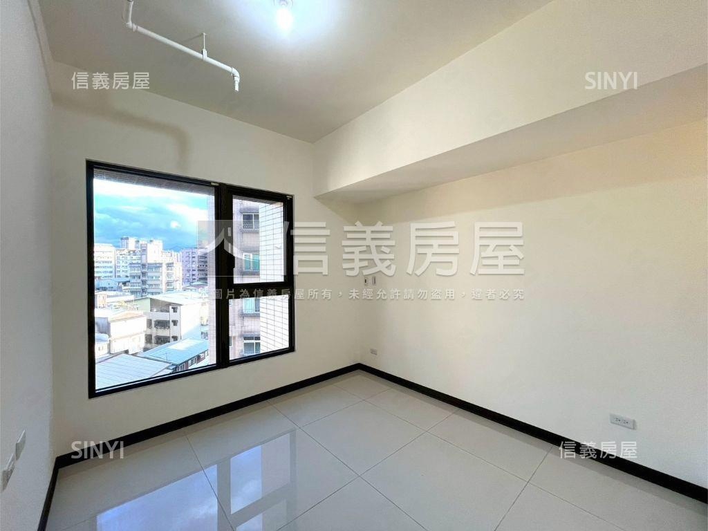 大坪林城易迅稀有三房車位房屋室內格局與周邊環境