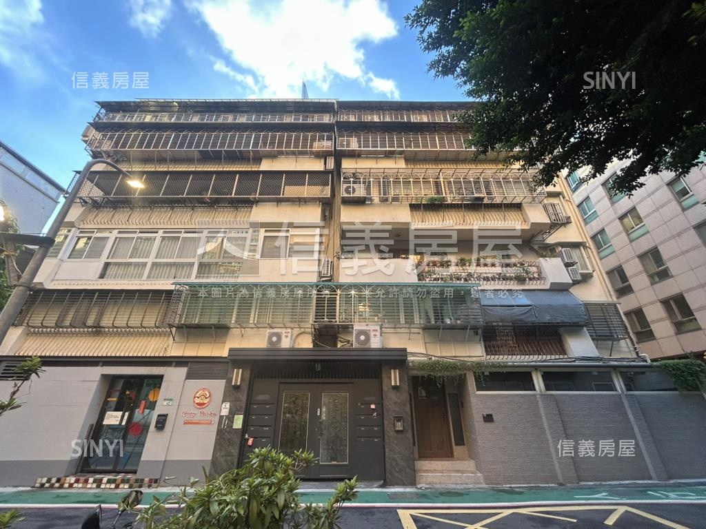 捷運科技大樓旁電梯頂樓房屋室內格局與周邊環境