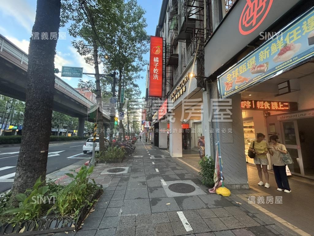 捷運科技大樓旁電梯頂樓房屋室內格局與周邊環境