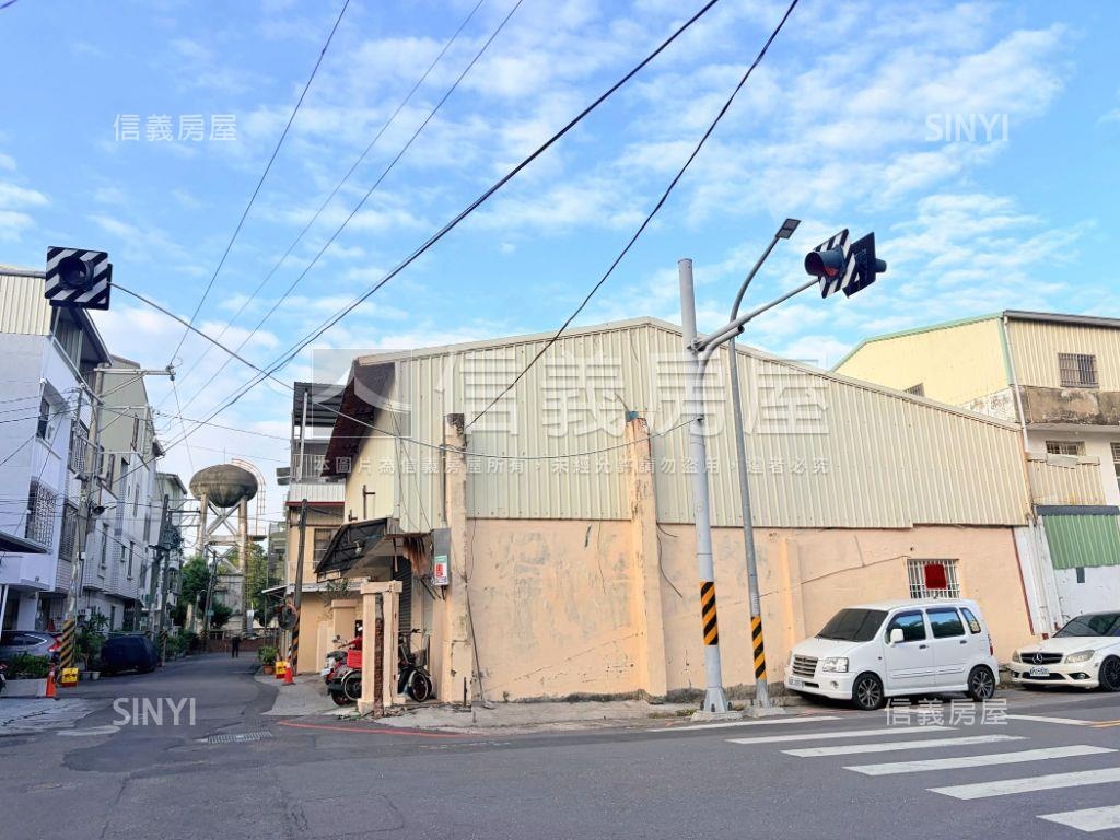 大面寬三角窗透天｜副都心房屋室內格局與周邊環境