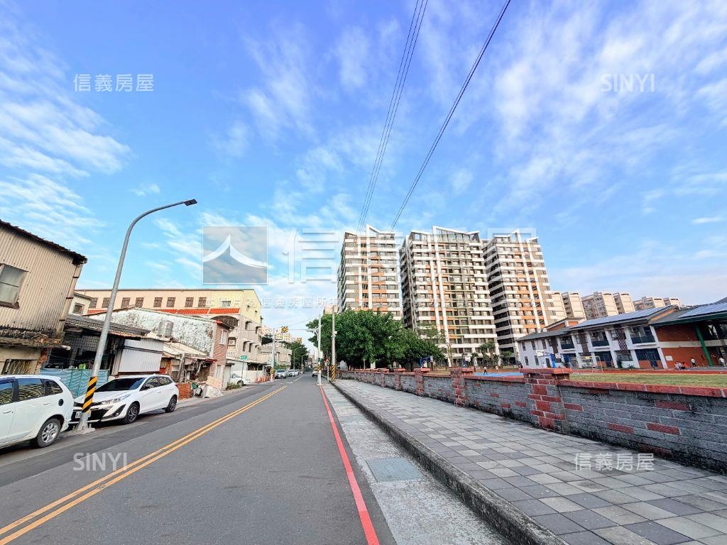 大面寬三角窗透天｜副都心房屋室內格局與周邊環境