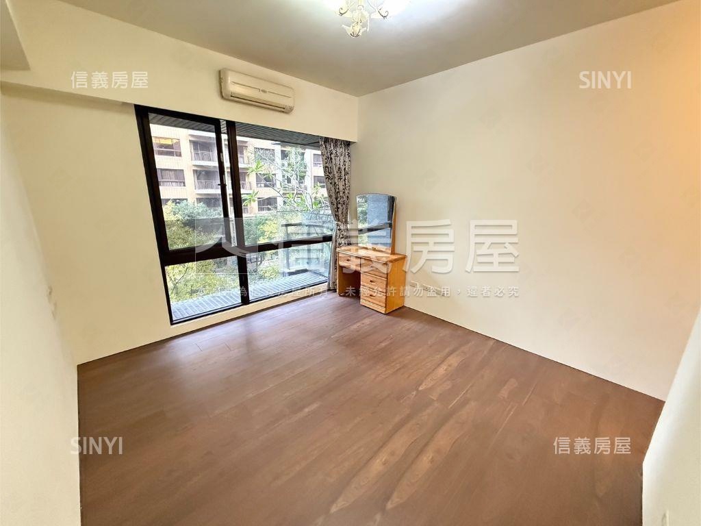 專任。桃大泰極美３房車位房屋室內格局與周邊環境