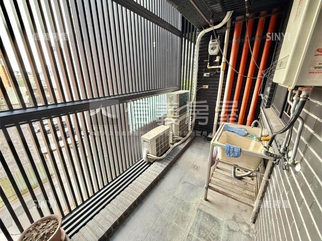 專任。桃大泰極美３房車位房屋室內格局與周邊環境