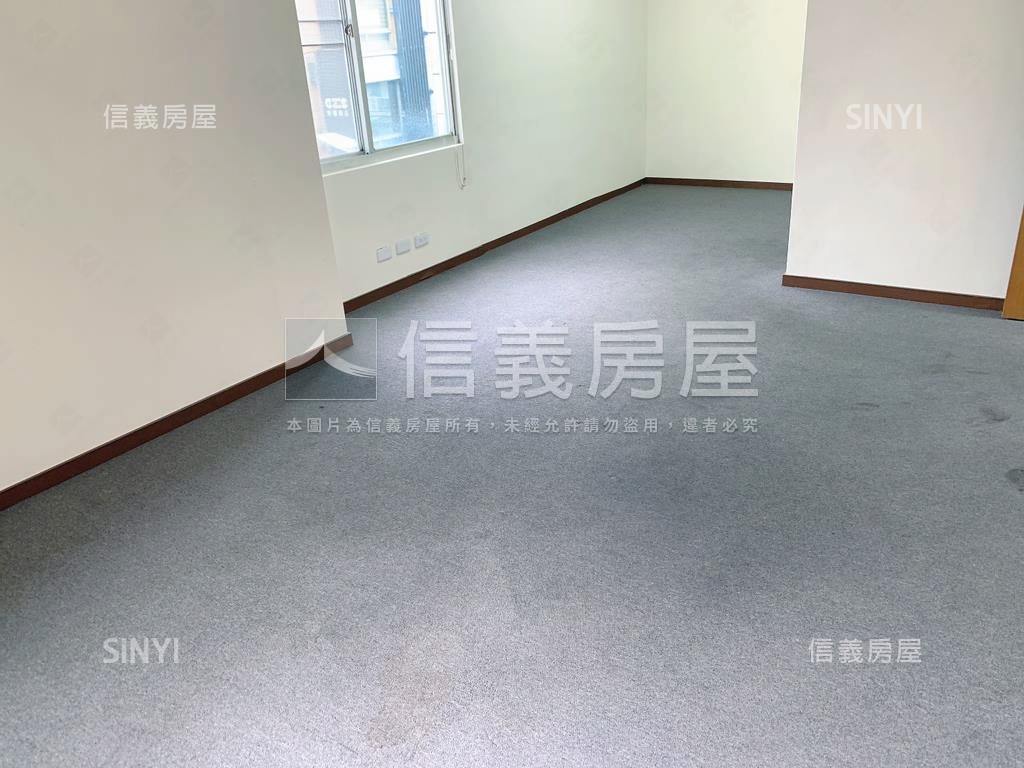 文橫二路角窗透店房屋室內格局與周邊環境