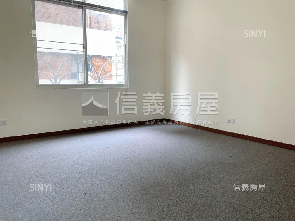 文橫二路角窗透店房屋室內格局與周邊環境