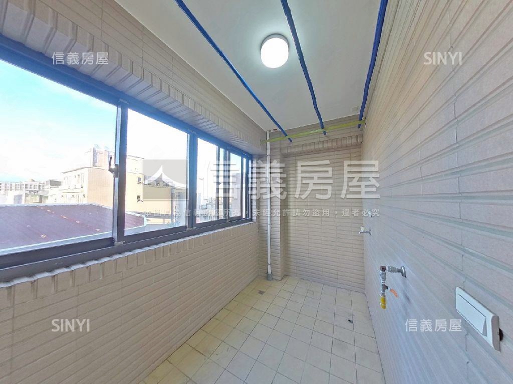 深耕六挑高設計別墅房屋室內格局與周邊環境