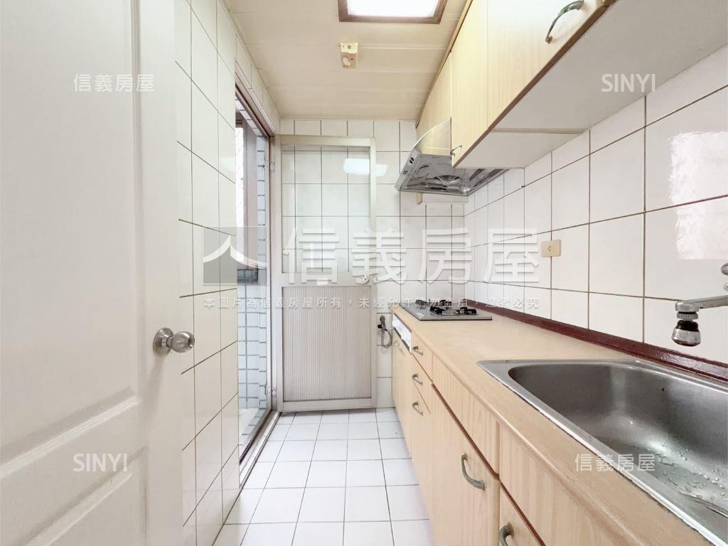 非常台北高樓三房房屋室內格局與周邊環境