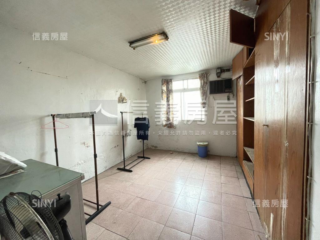 【景安站】附近４＋５公寓房屋室內格局與周邊環境