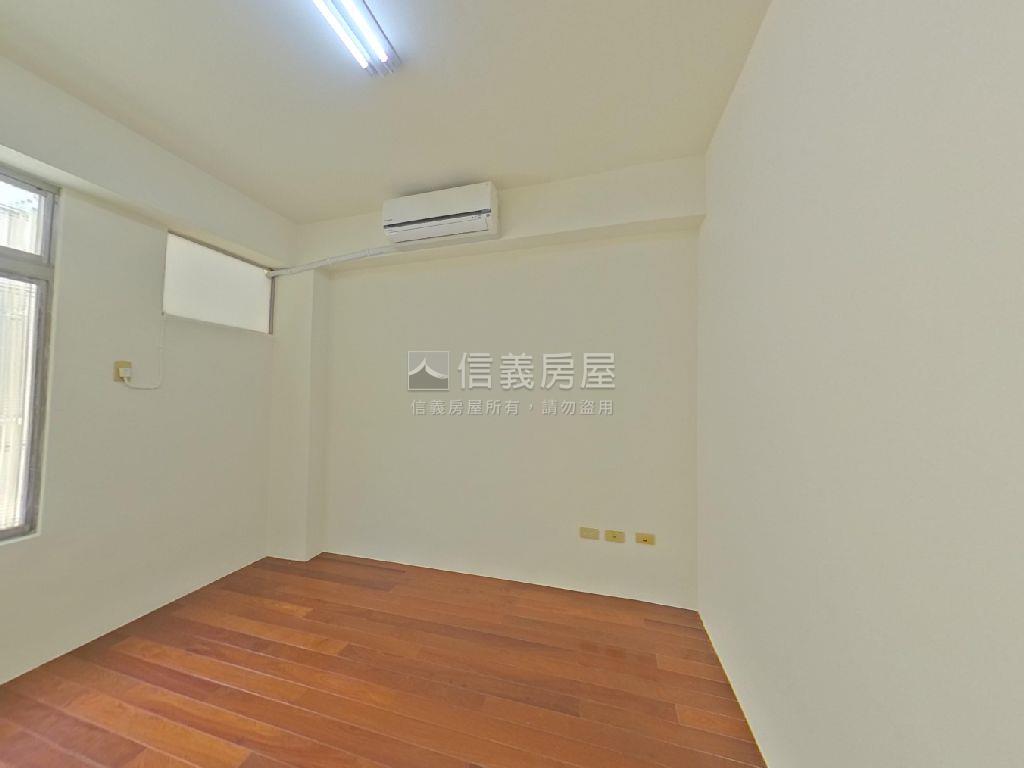 推薦｜崙平南路信義美墅房屋室內格局與周邊環境