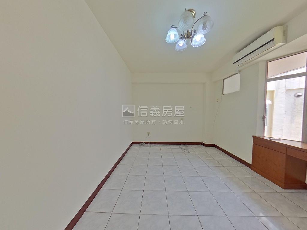 推薦｜崙平南路信義美墅房屋室內格局與周邊環境
