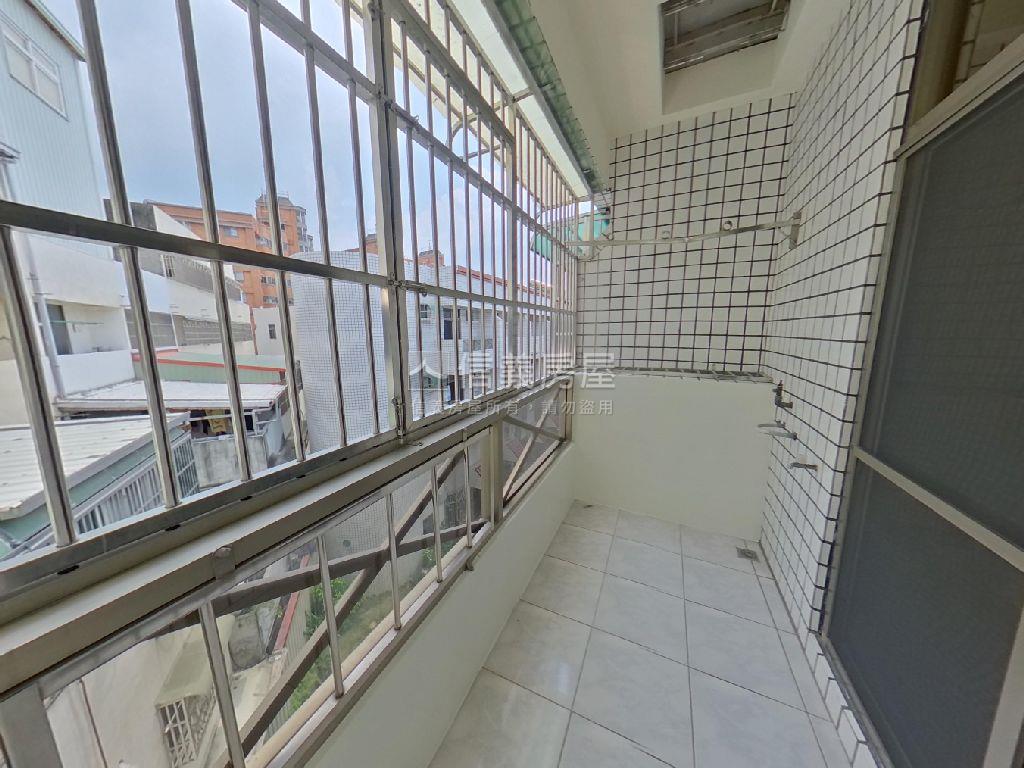 推薦｜崙平南路信義美墅房屋室內格局與周邊環境