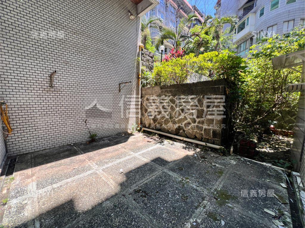 天母甲桂林車位一樓房屋室內格局與周邊環境