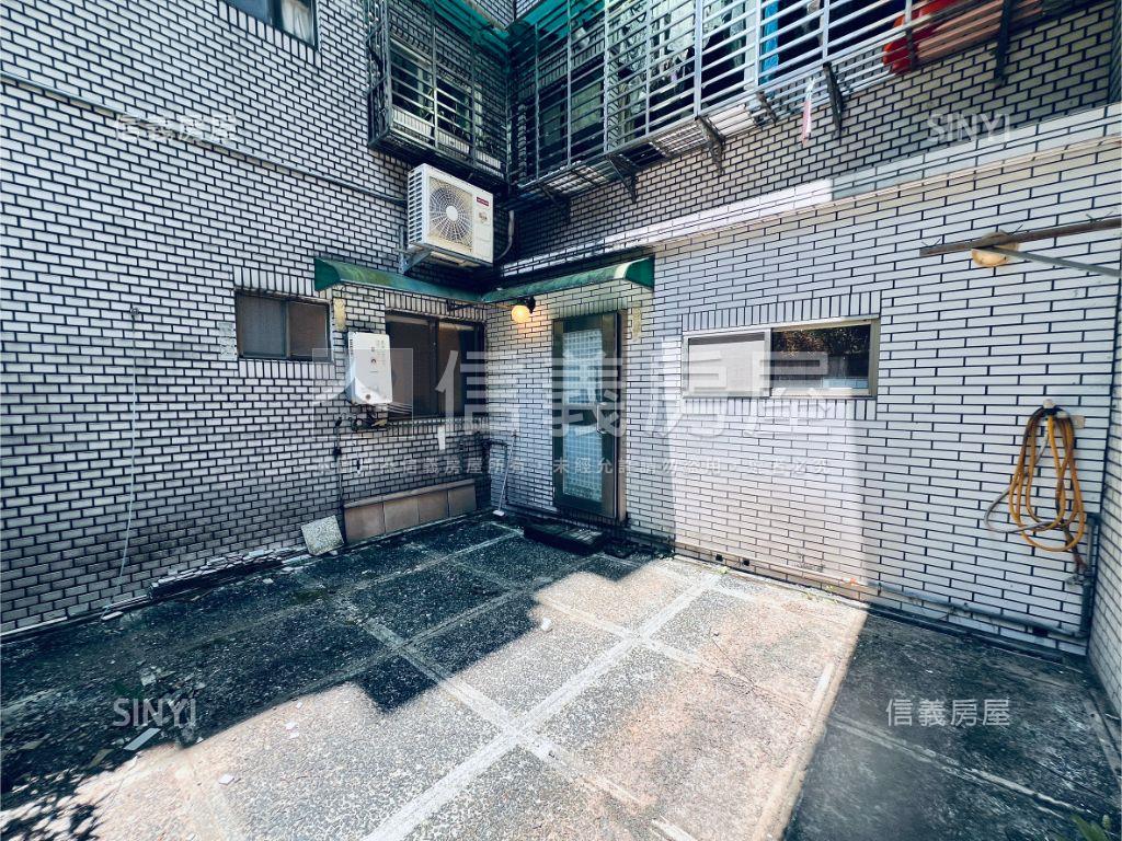 天母甲桂林車位一樓房屋室內格局與周邊環境