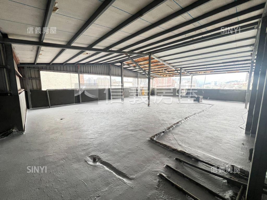 康寧街一層一戶４房大空間房屋室內格局與周邊環境