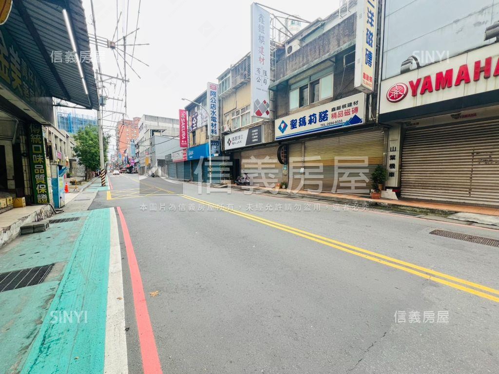 康寧街一層一戶４房大空間房屋室內格局與周邊環境