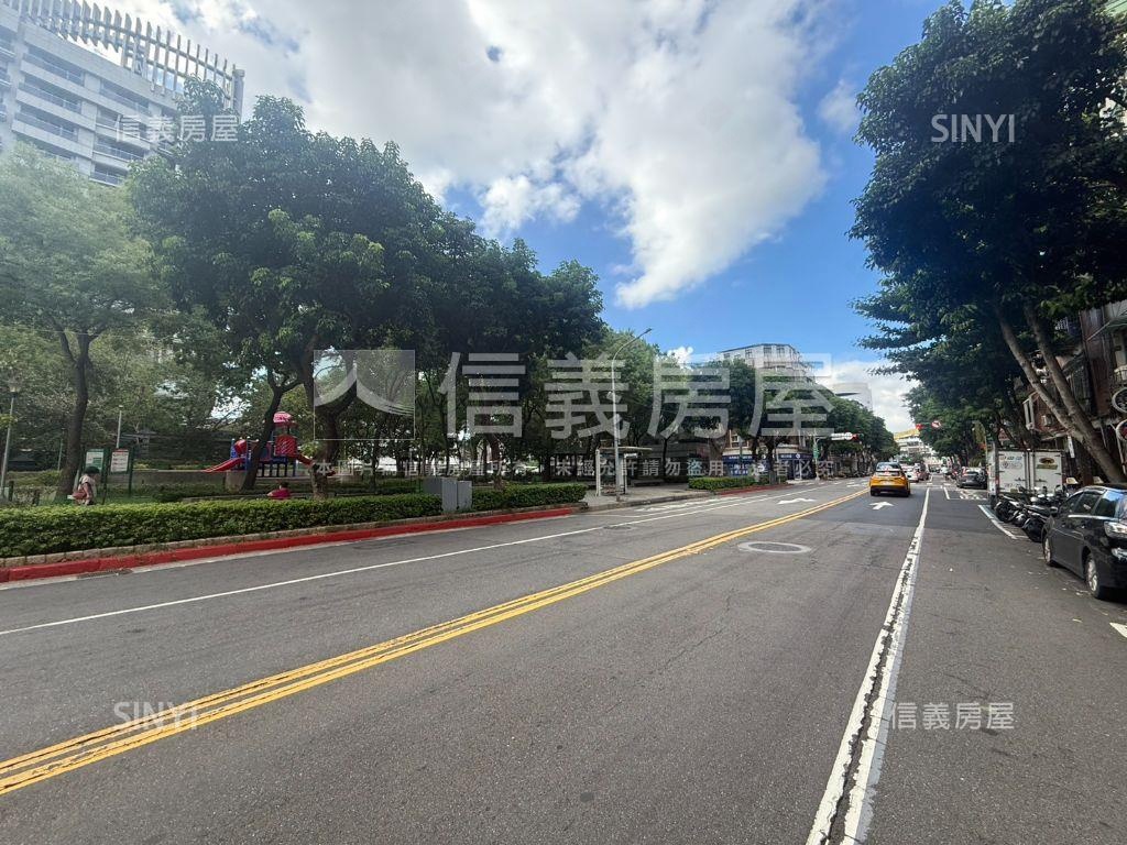 紐約五街典雅精美景觀美宅房屋室內格局與周邊環境