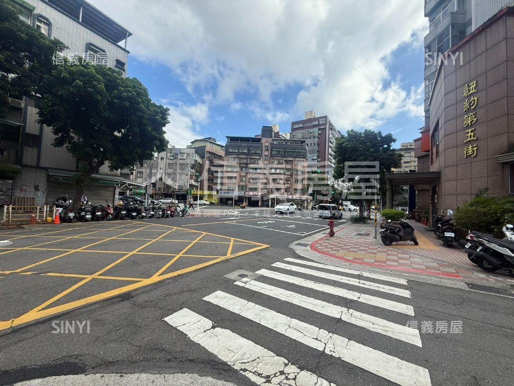 紐約五街典雅精美景觀美宅房屋室內格局與周邊環境