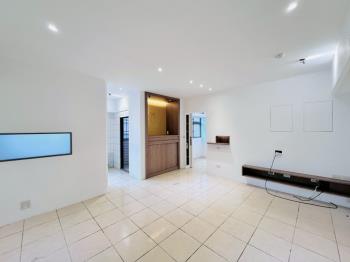 近藝文特區同安街四房車位