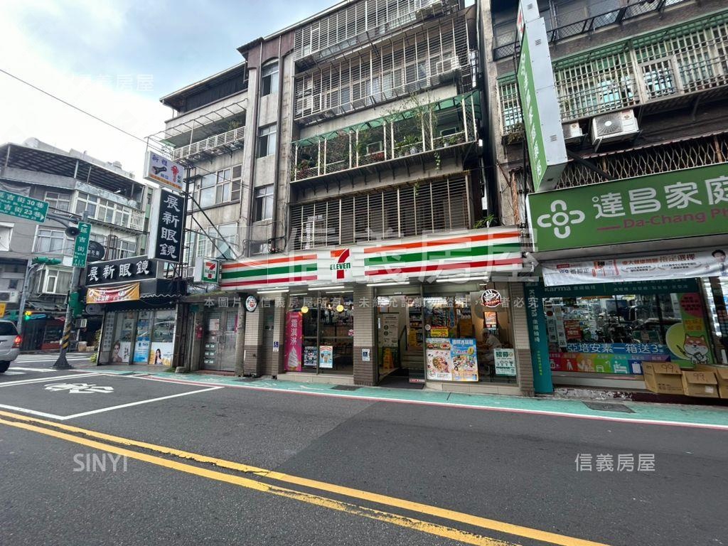 正延吉街黃金７－１１店面房屋室內格局與周邊環境