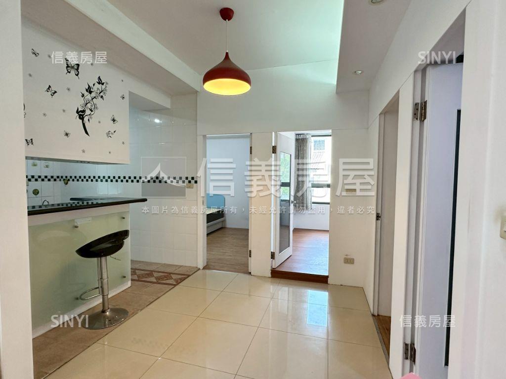 曉明Ｉ世代美三房平車房屋室內格局與周邊環境