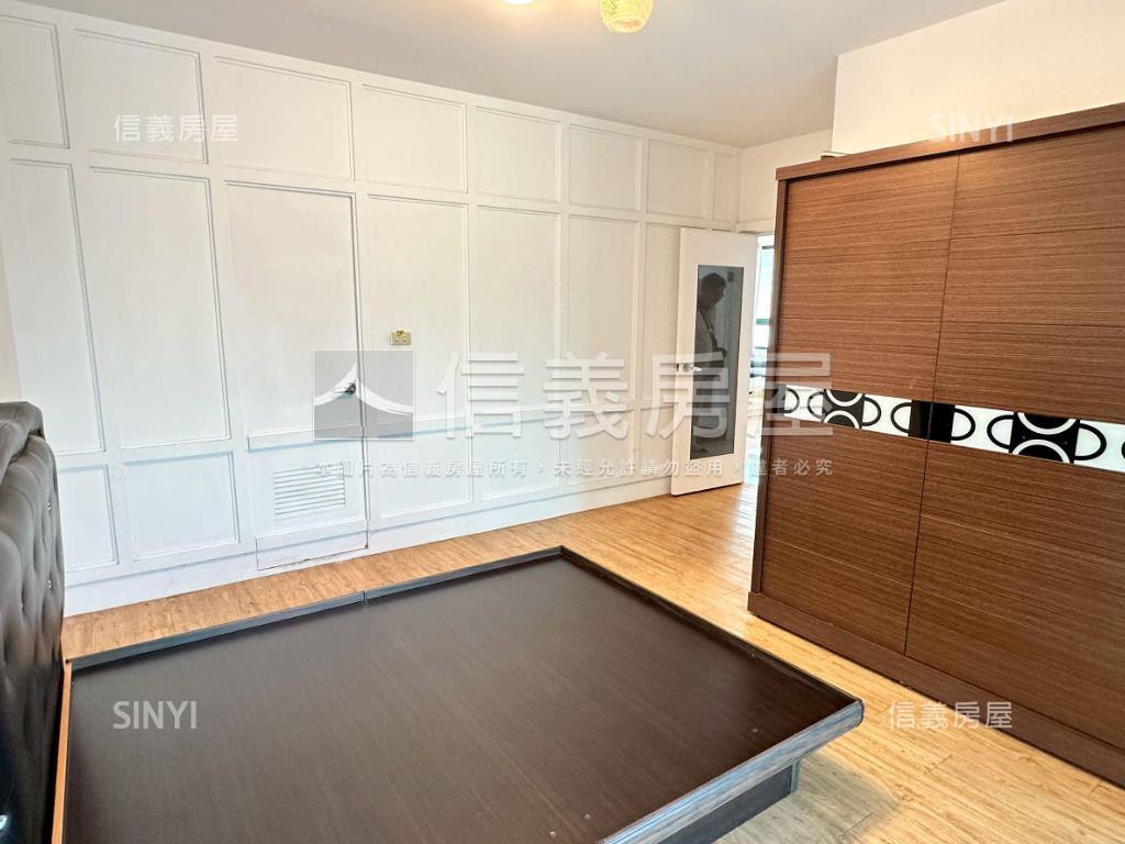 曉明Ｉ世代美三房平車房屋室內格局與周邊環境