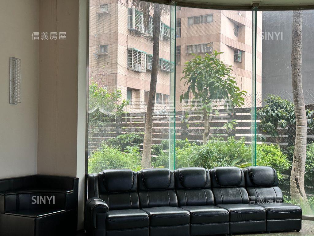 曉明Ｉ世代美三房平車房屋室內格局與周邊環境