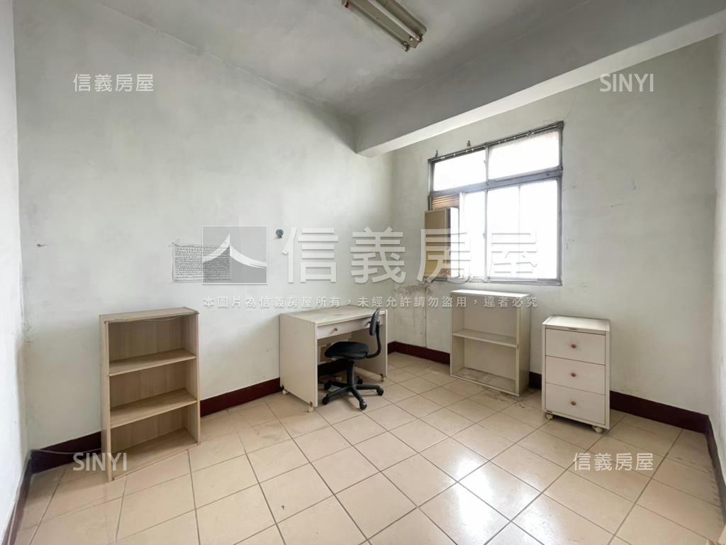 近康橋河畔兩房房屋室內格局與周邊環境