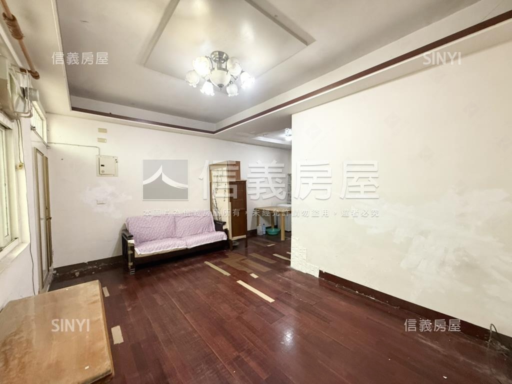 花園新城成家透天房屋室內格局與周邊環境