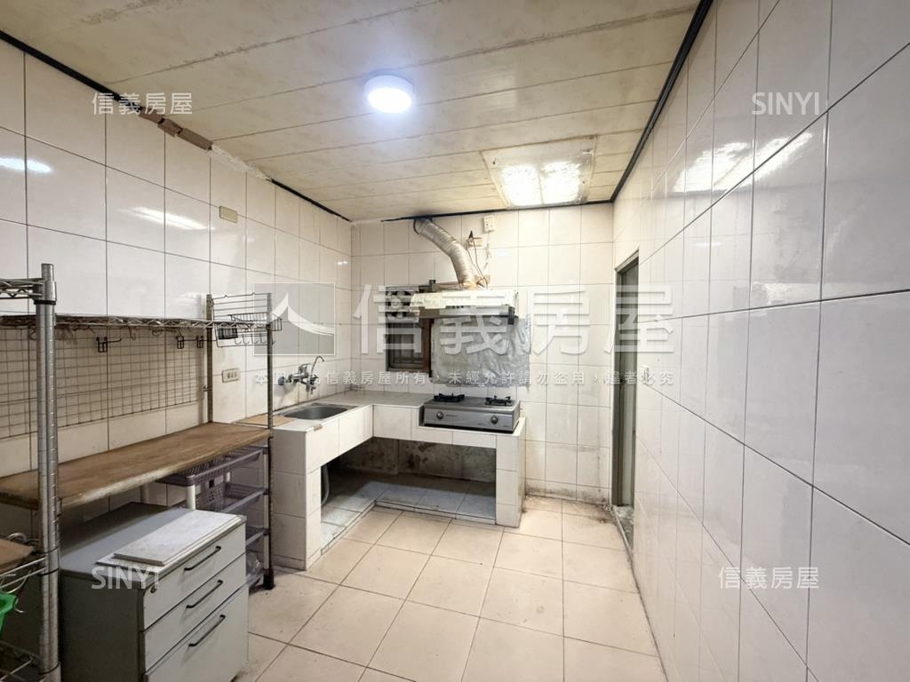 花園新城成家透天房屋室內格局與周邊環境
