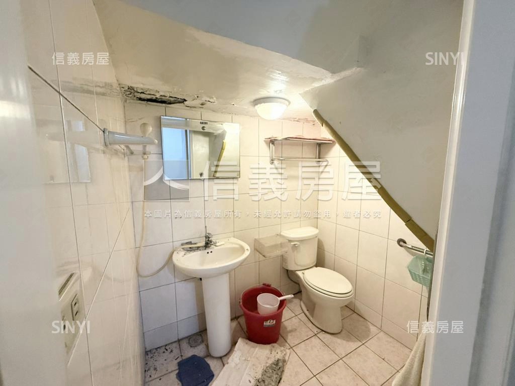 花園新城成家透天房屋室內格局與周邊環境