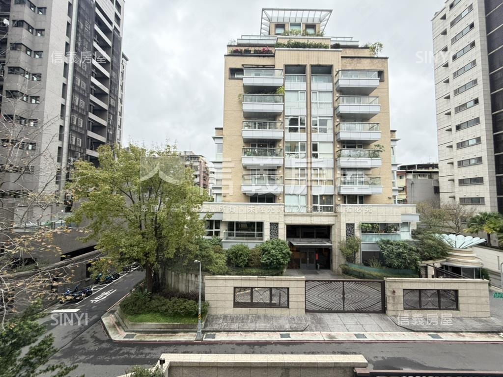 國泰瑞安懷石★大露台房屋室內格局與周邊環境