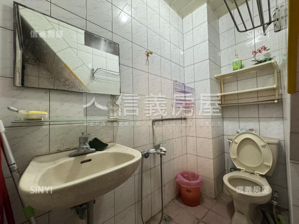 東區核心府連透天房屋室內格局與周邊環境