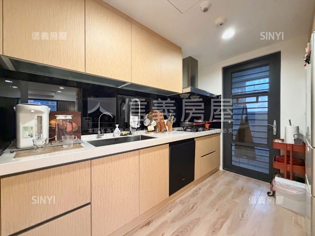 Ａ９公園採光溫馨三房房屋室內格局與周邊環境