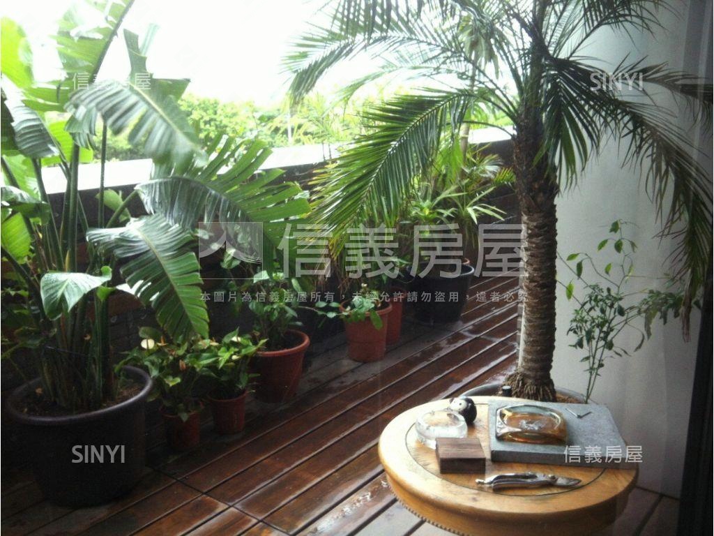 綠茵‧藍天‧水豔雙露台房屋室內格局與周邊環境