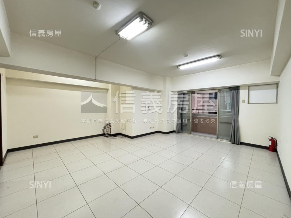 東區屋況讚讚三房平車宅房屋室內格局與周邊環境