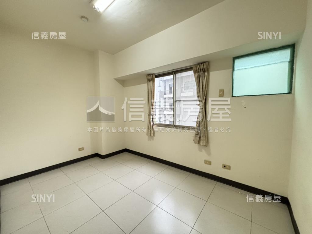東區屋況讚讚三房平車宅房屋室內格局與周邊環境
