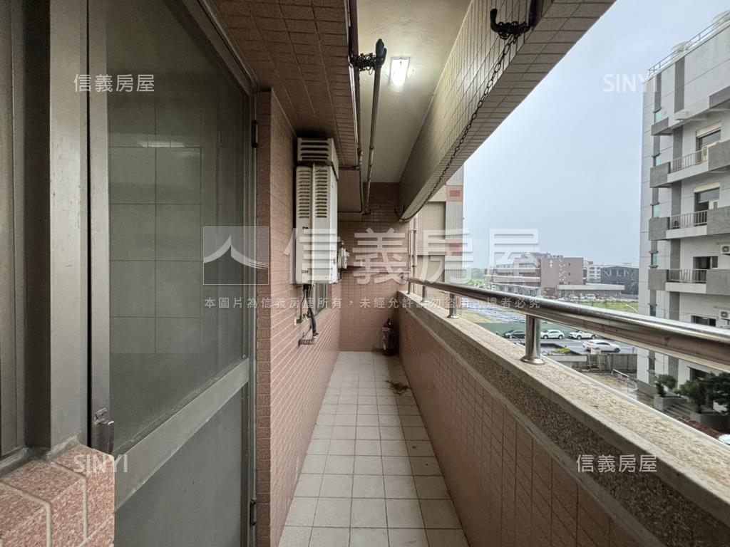 東區屋況讚讚三房平車宅房屋室內格局與周邊環境