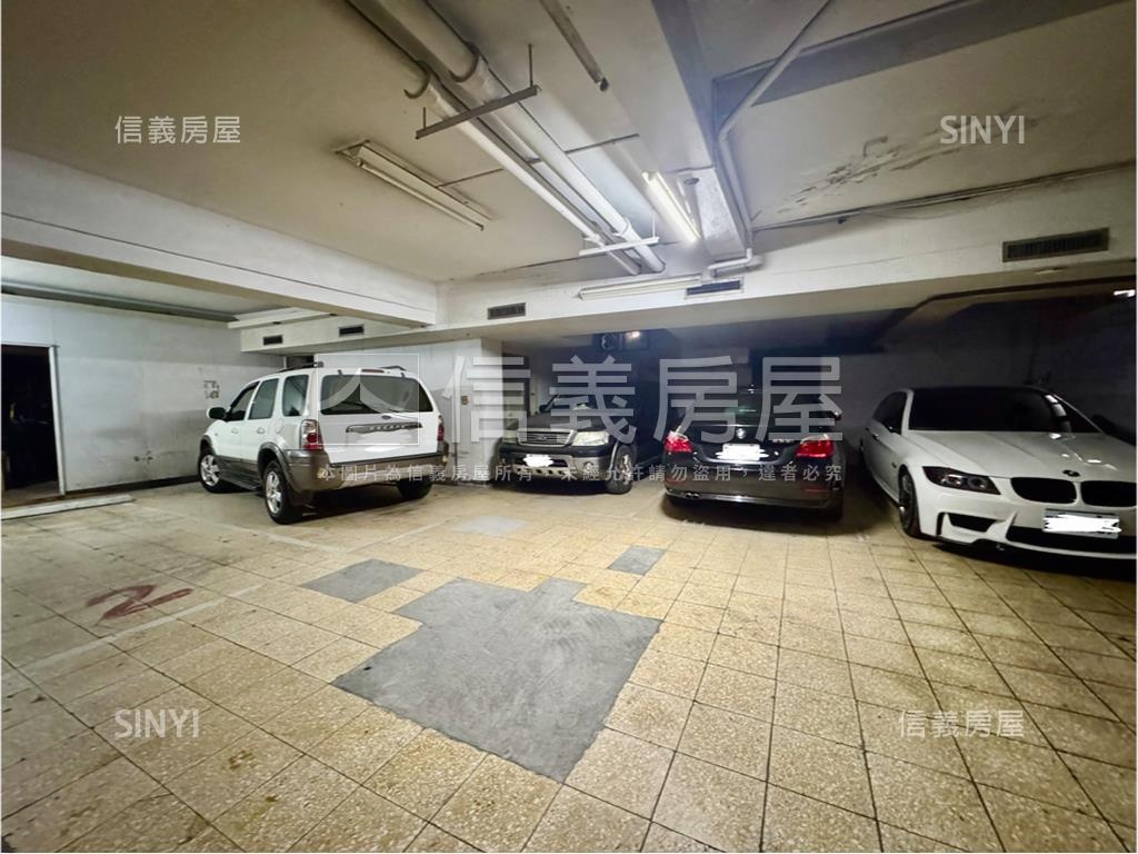 杭州南電梯頂加大戶房屋室內格局與周邊環境