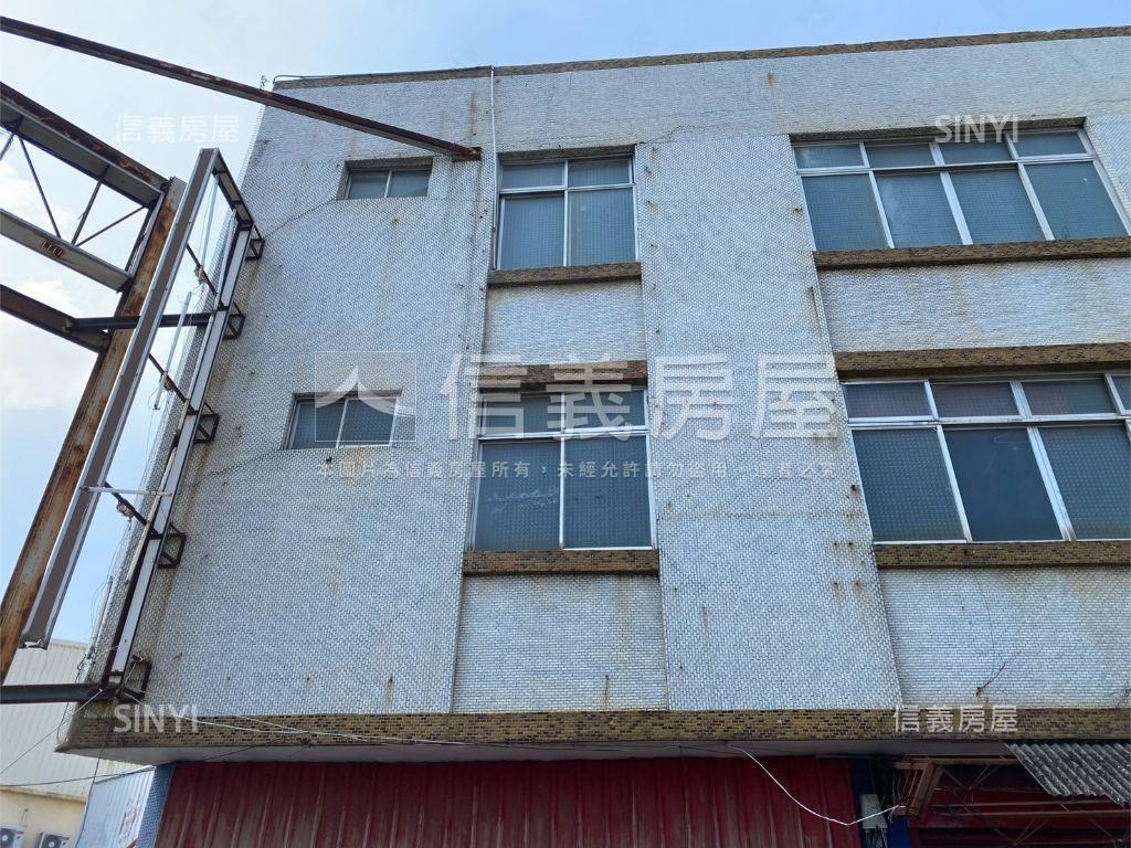 遊園路角間透天店面三角窗房屋室內格局與周邊環境
