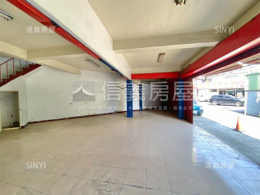 遊園路角間透天店面三角窗房屋室內格局與周邊環境