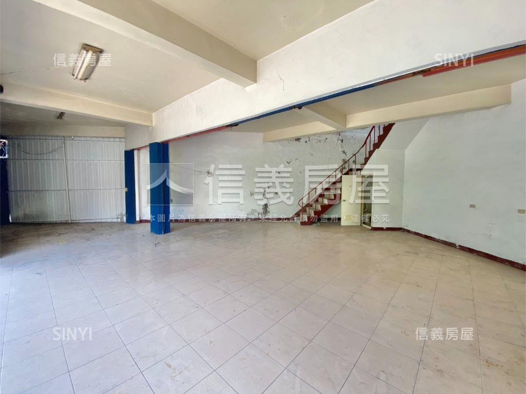 遊園路角間透天店面三角窗房屋室內格局與周邊環境