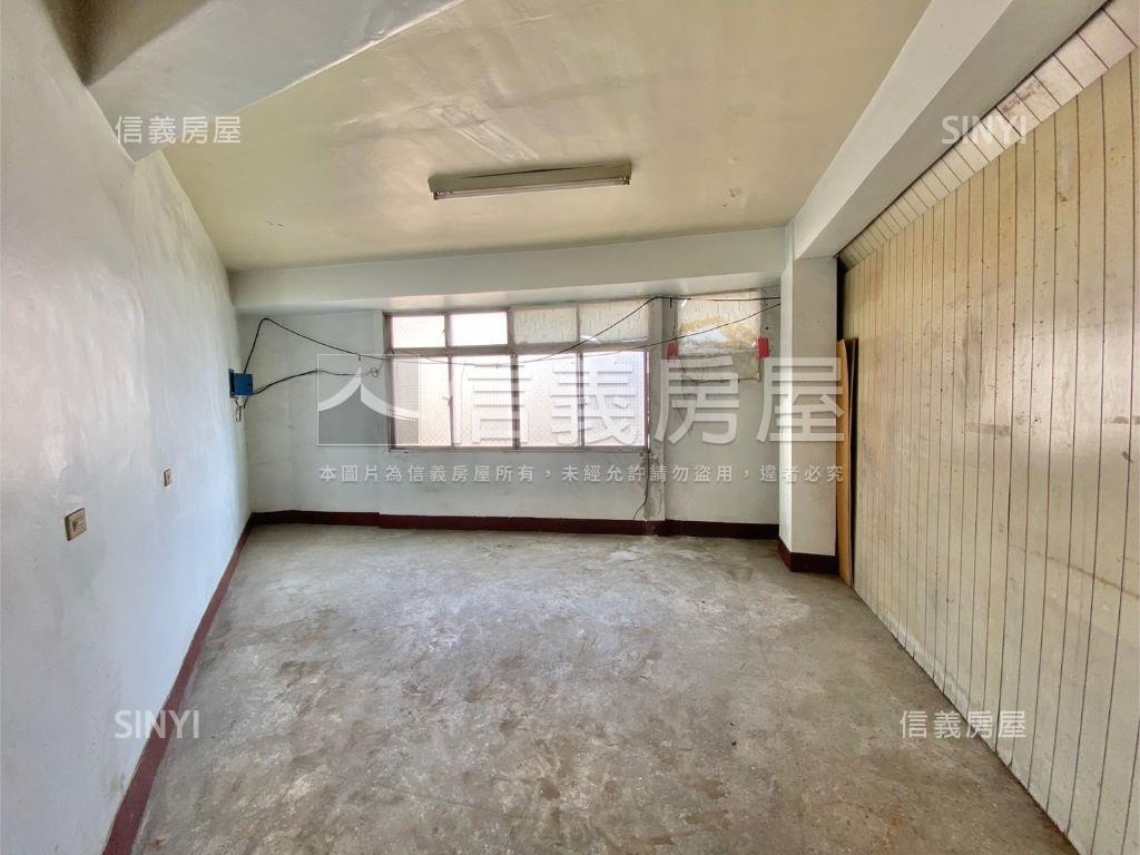 遊園路角間透天店面三角窗房屋室內格局與周邊環境