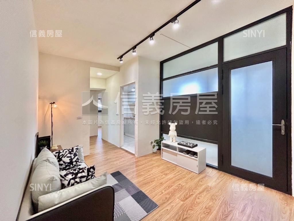 近遠百方正三房房屋室內格局與周邊環境