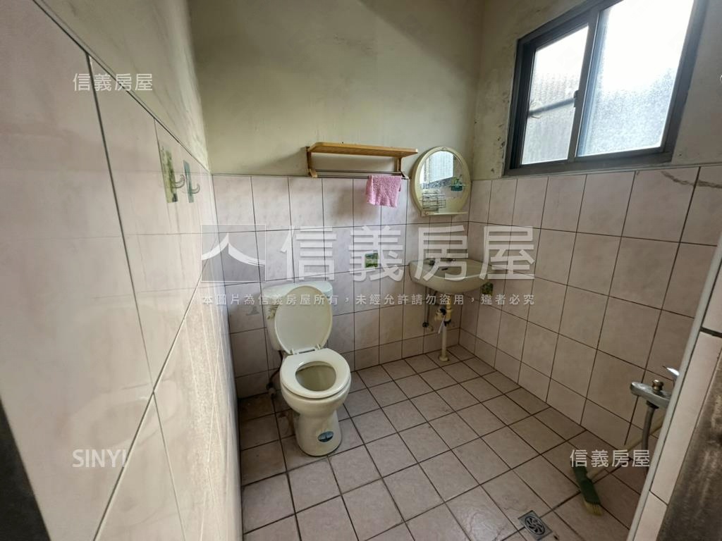 正中華西路店面房屋室內格局與周邊環境