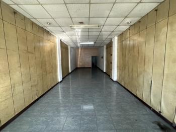 正中華西路店面
